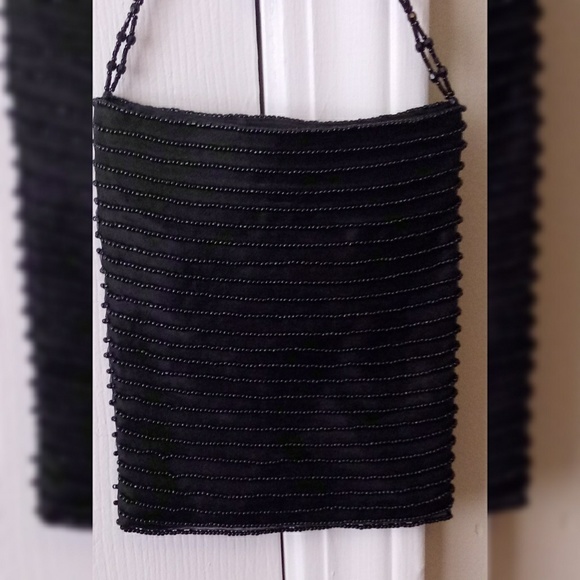 Cute GAP Black Sequins Formal Fancy Wrist Purse - Picture 1 of 8